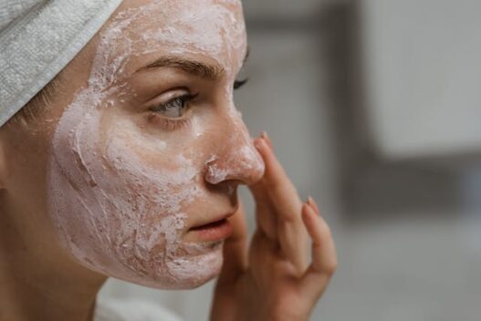 Combination Skin: How to Balance Dry and Oily Areas Like a Pro