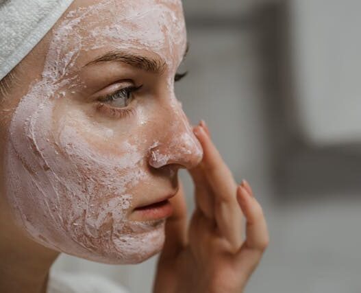 Combination Skin: How to Balance Dry and Oily Areas Like a Pro