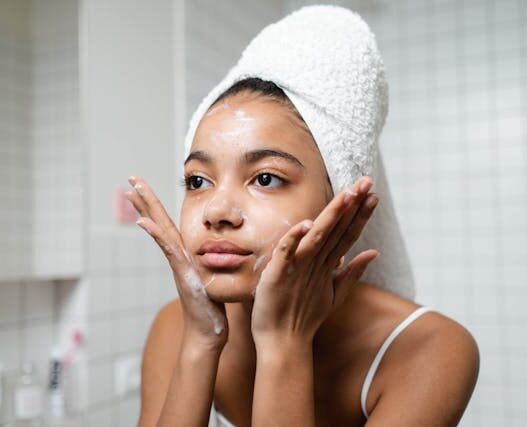 The Best Ingredients for Your Skin Type: What Works and What to Avoid