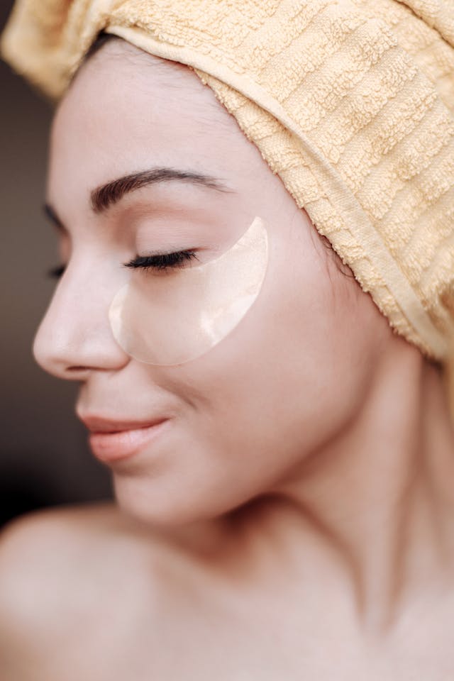 Dry Skin Problems? Hydration Secrets for a Soft and Glowing Complexion