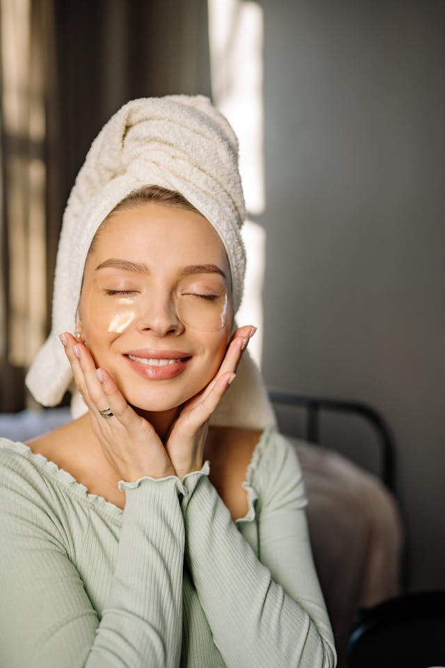 Combination Skin: How to Balance Dry and Oily Areas Like a Pro